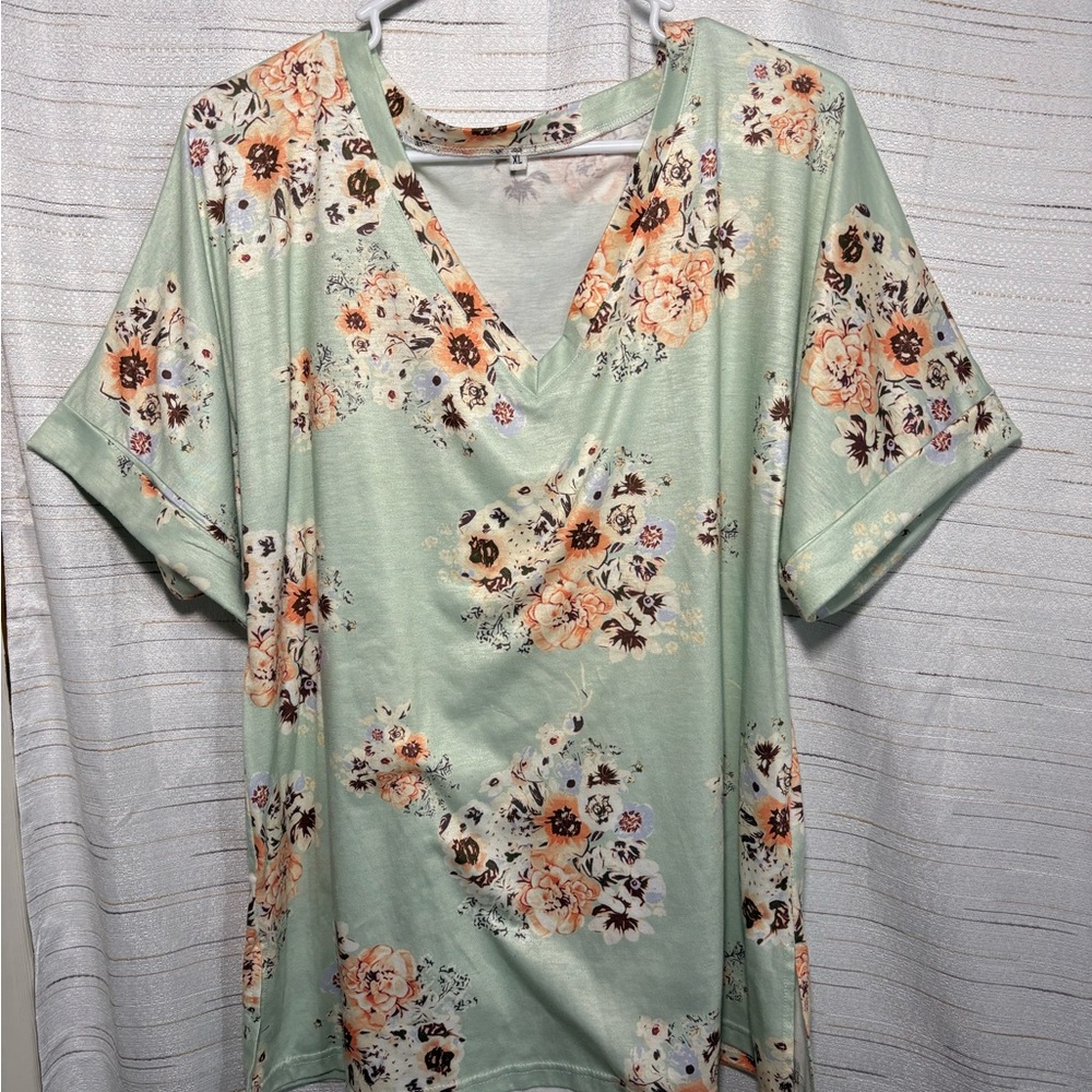 Source Unknown Floral V-Neck Blouse - Mint Green